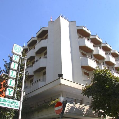 Hotel Tilly Чезенатіко Екстер'єр фото