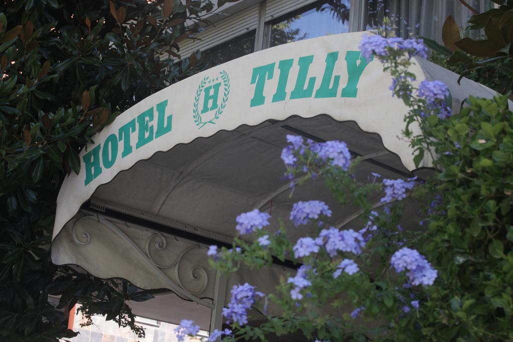 Hotel Tilly Чезенатіко Екстер'єр фото